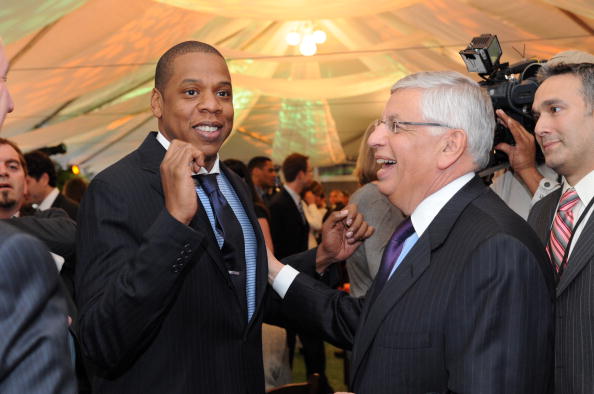 CBA：新疆男篮大胜广州终结四连败